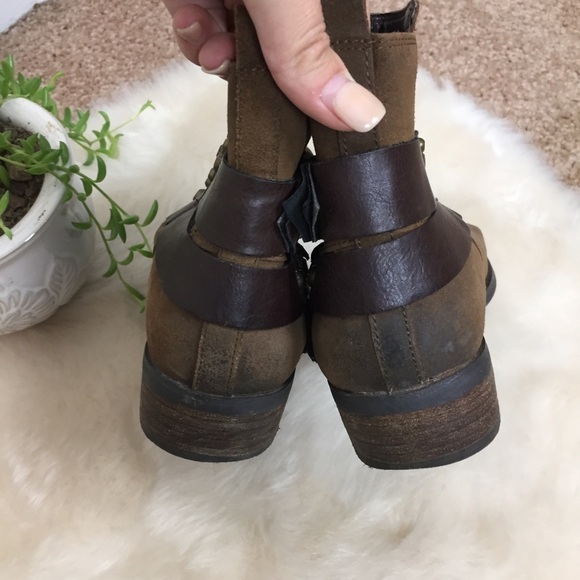 [Guess] Brown Metal Rhinestone Moto Boots - Picture 6 of 8